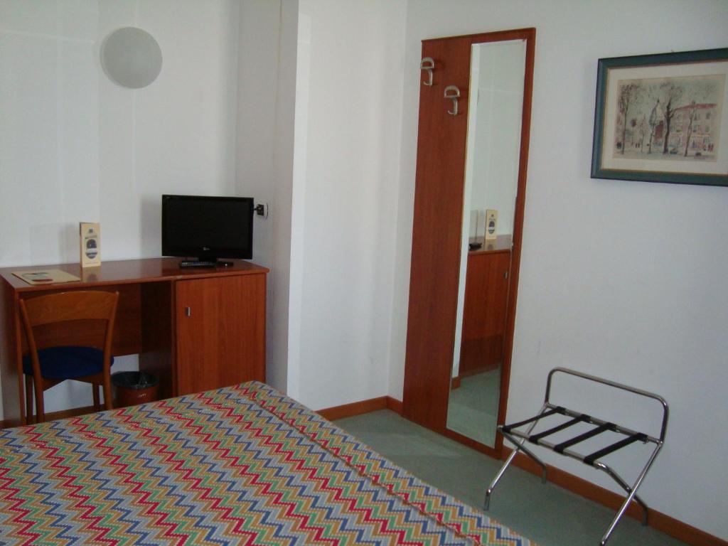 Hotel Naonis Cordenons Chambre photo