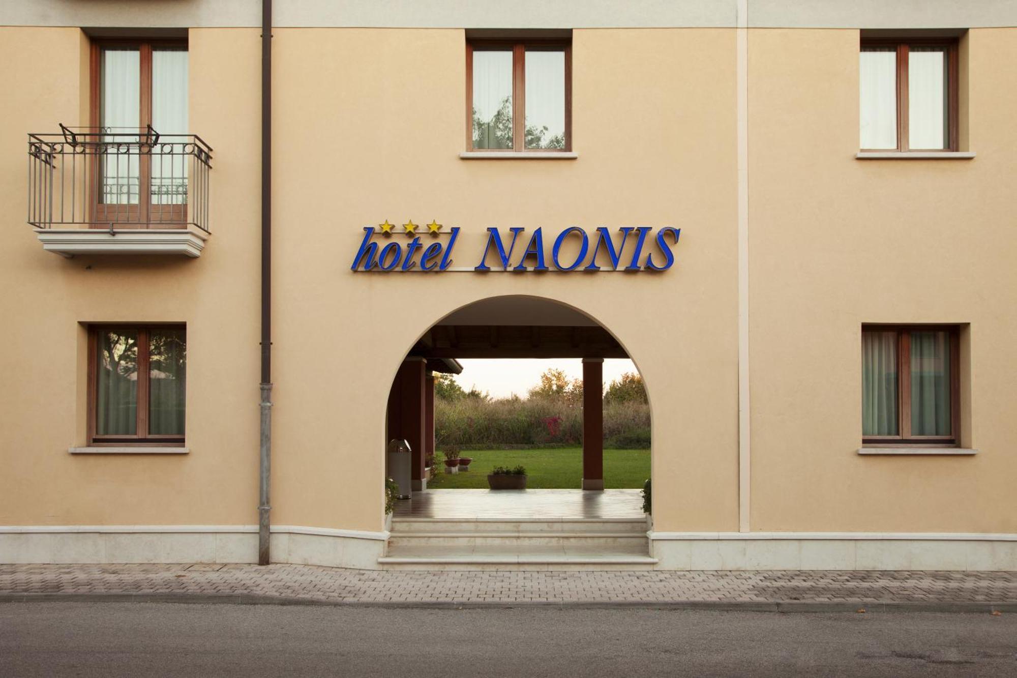 Hotel Naonis Cordenons Extérieur photo